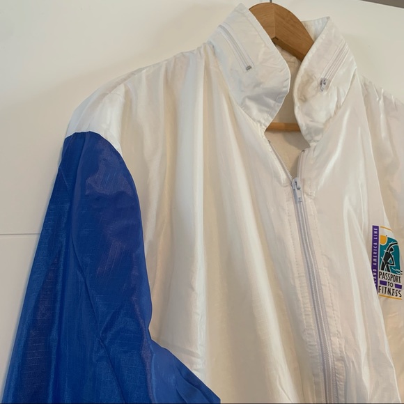 Vintage Windbreaker Jacket - Picture 2 of 16